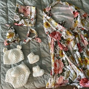 Newborn bundle with mommy and me matching outfit. EUC